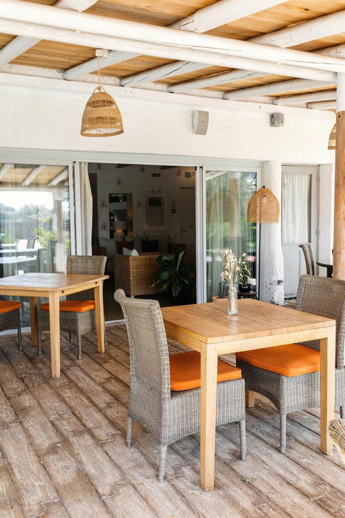Hotel Restaurant Les Arnelles Saintes-Maries-de-la-Mer Buitenkant foto