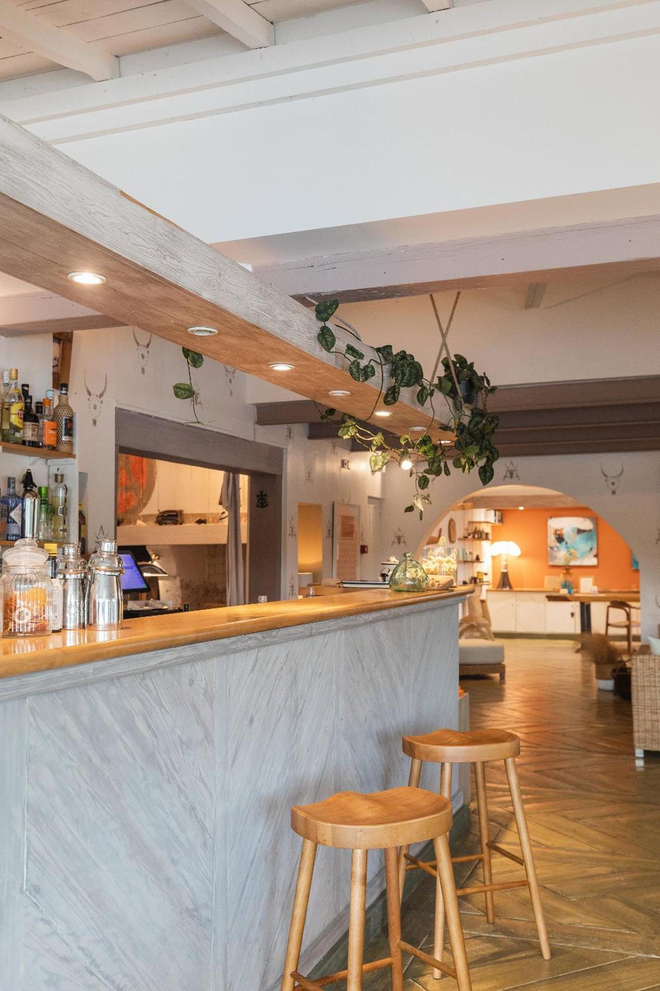 Hotel Restaurant Les Arnelles Saintes-Maries-de-la-Mer Buitenkant foto