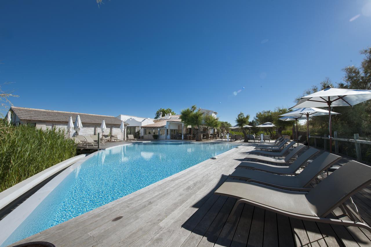 Hotel Restaurant Les Arnelles Saintes-Maries-de-la-Mer Buitenkant foto